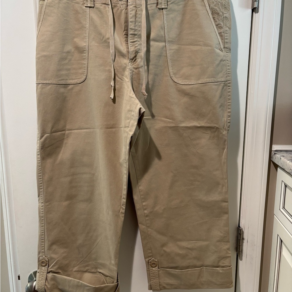 Eddie Bauer Cropped Casual Tan Cargo Pants